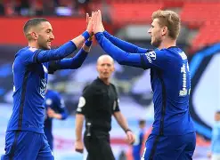 Uzi焦点对战，詹姆斯与40激战切尔西分钟，表现优异胜负难料！-九游官网